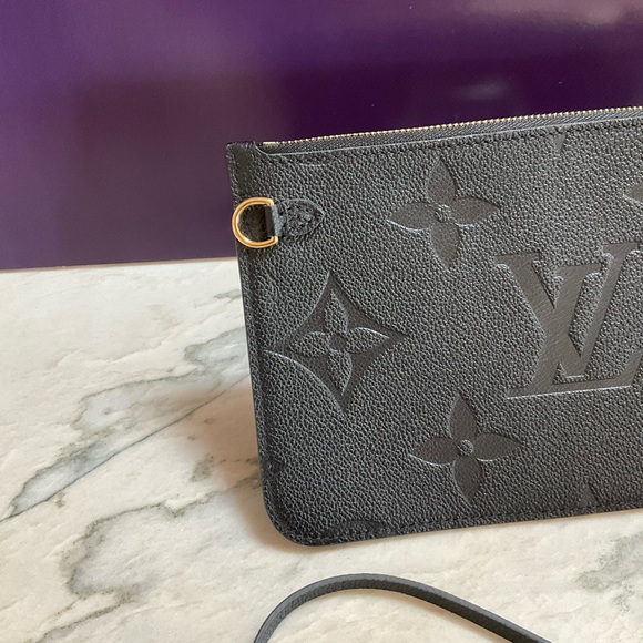 Sold New Louis Vuitton Empreinte Noir Neverfull Pouchette - Picture 3 of 12